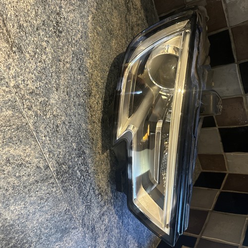 2017 audi front - 2017, right