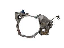 YAMAHA YZ 125 2001 INNER MAIN CLUTCH CASE RIGHT ENGINE COVER + POWER VALVE ARM 