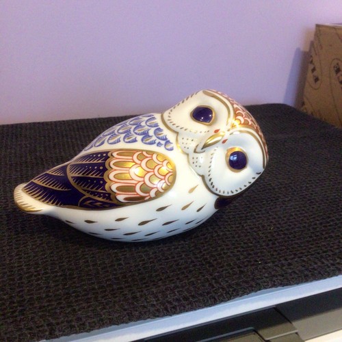 Royal crown derby imari owl - crown,