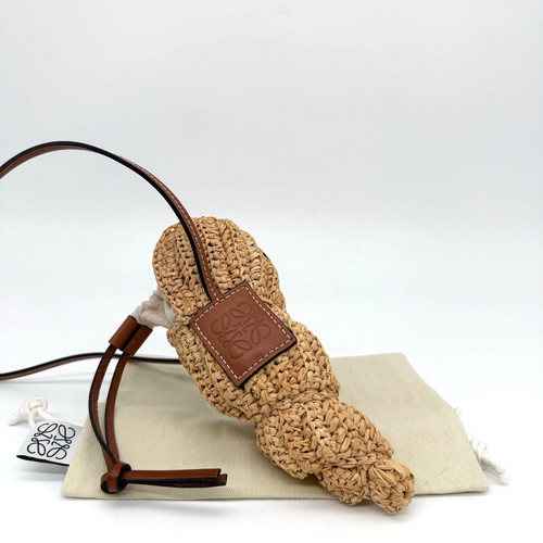 Loewe tulip shell - shell, anagram