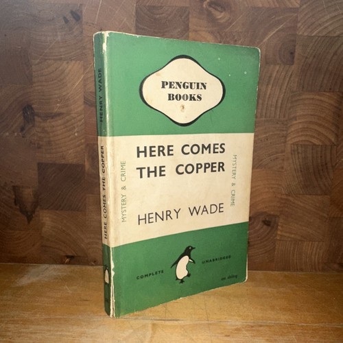 Vintage penguin crime - vintage, :