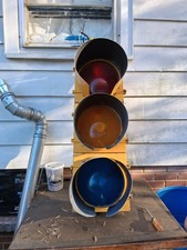 Vintage Yellow 3-Light Traffic