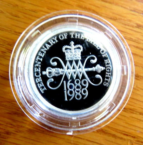 Nice 1989 two pound - 1989, uk