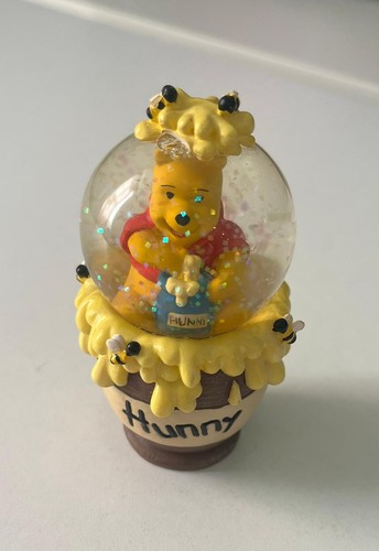 Winne the pooh - pooh, glitter