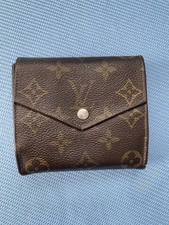 AUTHENTIC Louis Vuitton