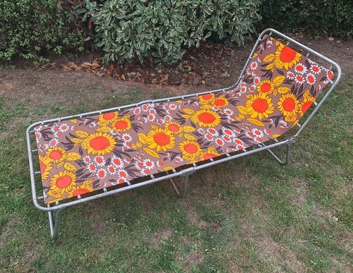 Vintage retro sun lounger - retro, 70's