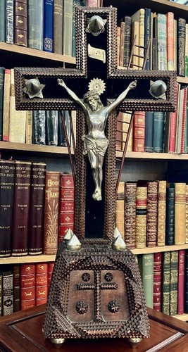 Large antique tramp art - large,