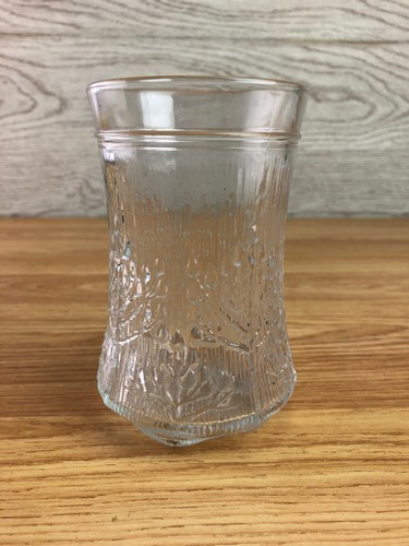 Cow parsley pattern drinking - cow,