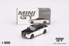 Mini GT 1:64BMW i7 xDrive60