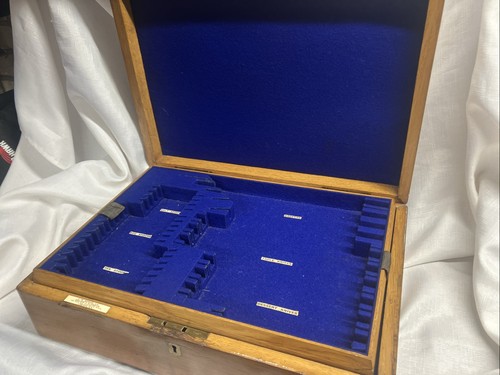 Superb empty cutlery - superb,