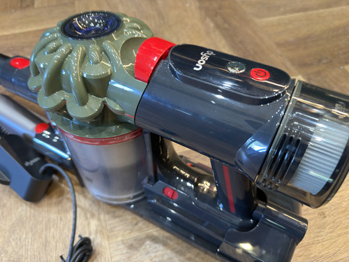 Dyson cyclone cordless - v8,