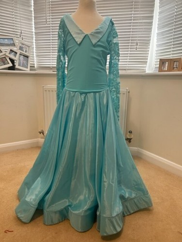 Light blue juvenille ballroom - blue,