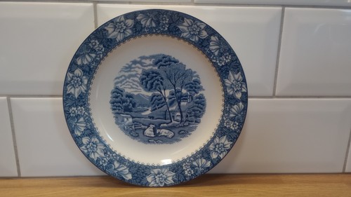 Crown sussex blue and white - crown,