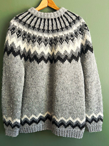 Handmade icelandic jumper - handmade,