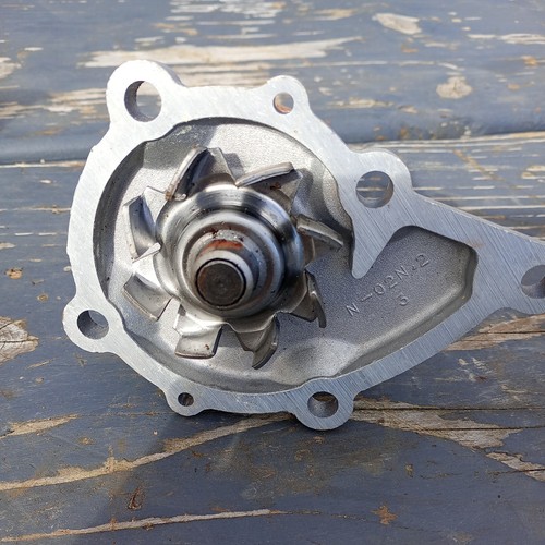 Nissan datsun water pump - nissan,