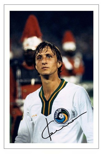 Johan cruyff signed autograph - cruyff,