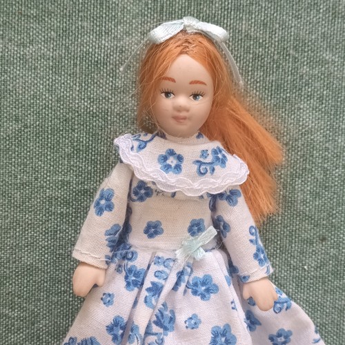 12th scale dolls house - 1:12th,