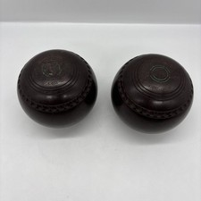 Henselite Super-Grip Pair Of Lawn Bowls - 1.5Kg Bowls Brown