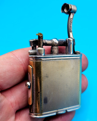 Very rare vintage - dunhill, lift