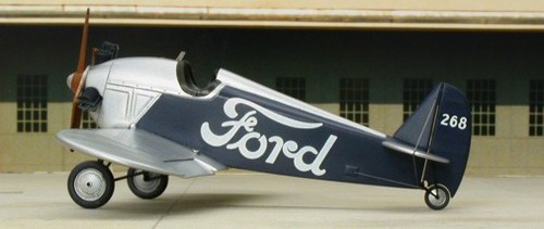 Giant scale ford - scale,