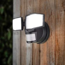 Outdoor Motion Sensor Light Battery Powered Garden Security LED Floodlight 