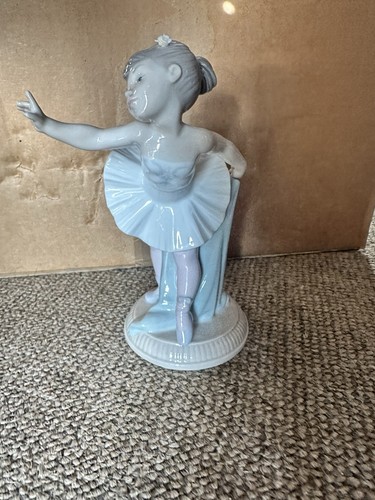 Nao lladro first bow - lladro, my