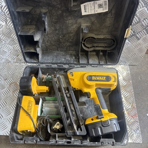 Genuine dewalt dc618ka - ⭐genuine,