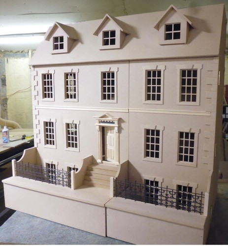Dalton 10roomed dolls house