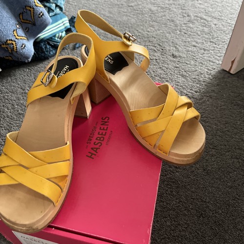 Swedish hasbeens yellow - swedish,