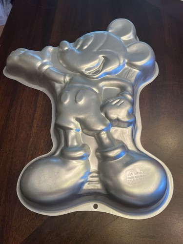 Wilton disney mickey mouse - wilton,