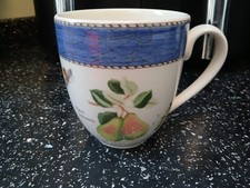 WEDGWOOD SARAH`S GARDEN LARGE MUG - BLUE