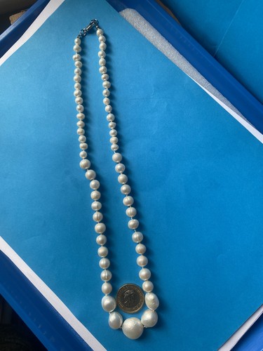 Hand knotted graduated - , baroque