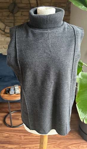 Zara woman grey sleeveless - zara,