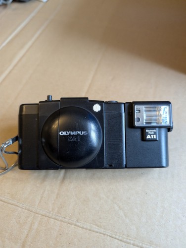 Olympus xa1 35mm compact film - olympus,