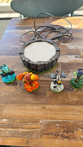 Xbox 360 skylanders portal - xbox,
