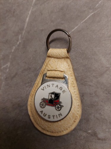 Vintage austin car keyring key - austin,