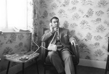 RONNIE KRAY LONDON GANGSTER