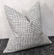 18"x18" Luna Spots Cushion