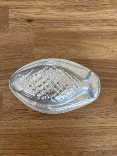 Vintage nutbrown fish - nutbrown, mould
