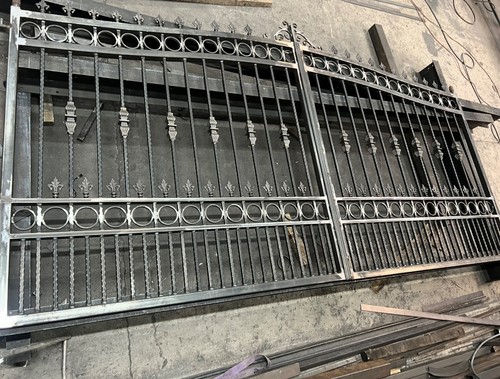 Estate gate - estate,