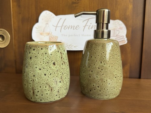 Rustic farmhouse vintage glaze - farmhouse,