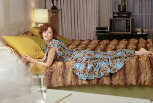 Actress linda thorson home - linda,