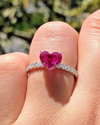30ct heart shape natural - 4.30ct,