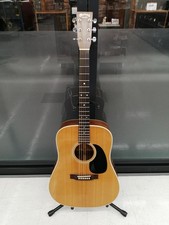 MARTIN Acoustic Guitar D-28