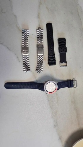 skx009