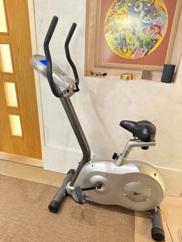Reebok series exercise bike - reebok,