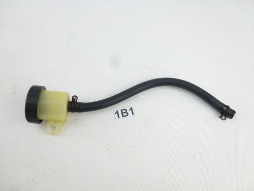 Brake fluid reservoir - reservoir,