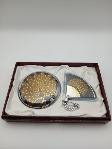 Beautiful vintage powder - beautiful,
