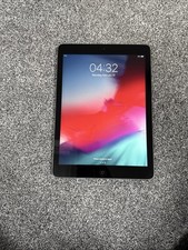 Apple iPad Air (1st Gen) -