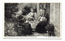 LACE MAKERS, PRINCES' RISBOROUGH: Buckinghamshire postcard (C93445)